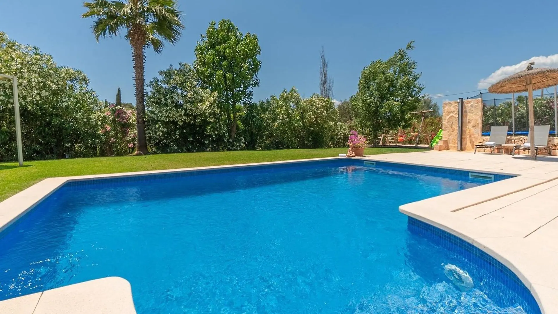 Finca Kiana In Santa Eugenia - Your Child-Friendly Holiday Finca On Mallorca センセリェス 別荘